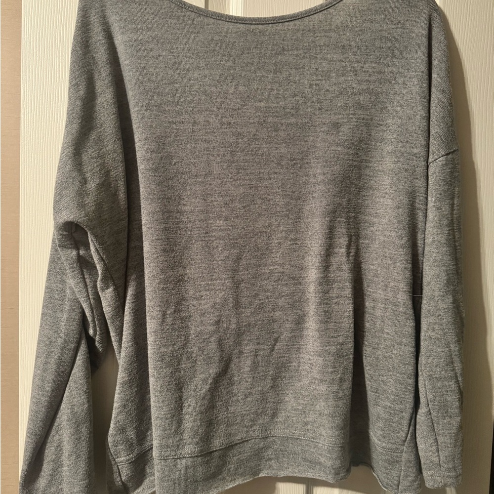 Long sleeve cross back top